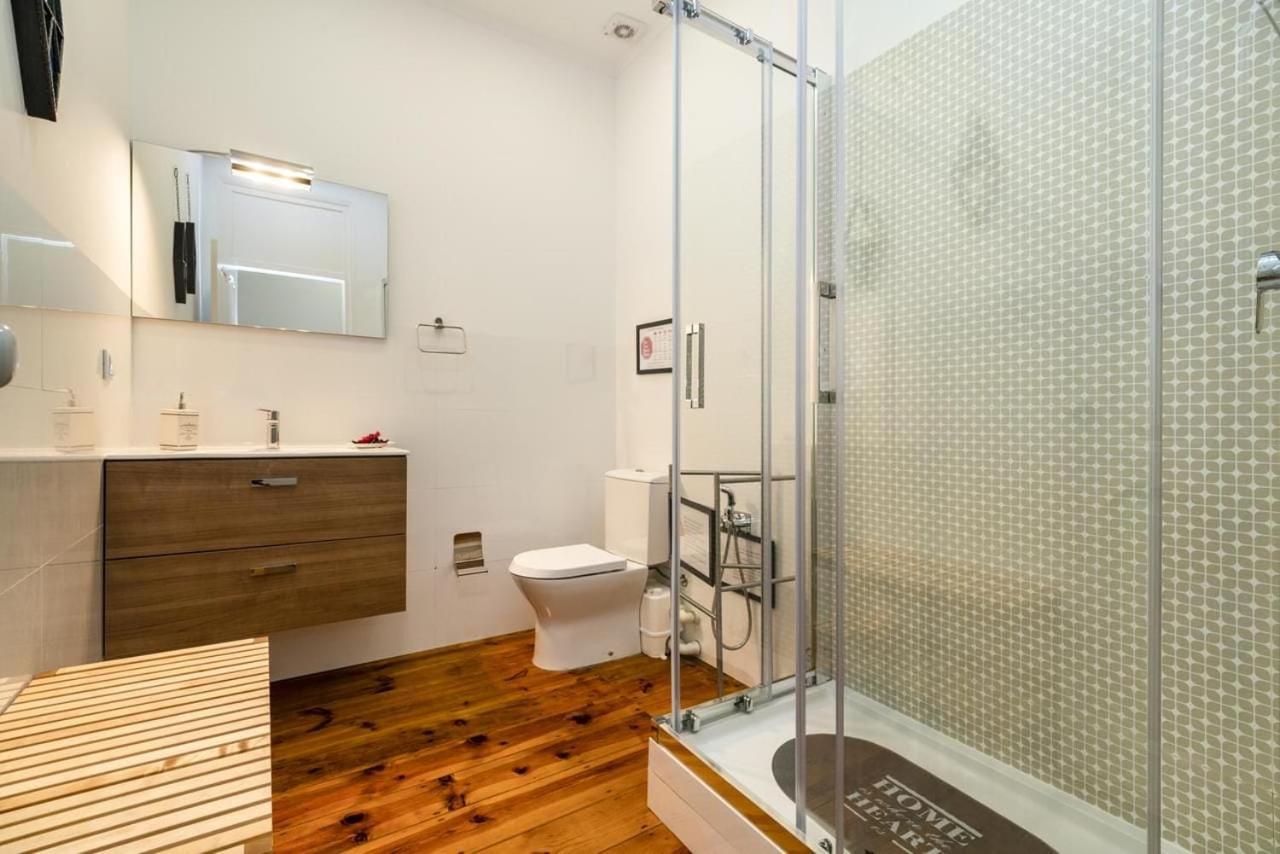 Exotic M2 R2 - Comfortable Classy Double Room With Shared Bath Лиссабон Экстерьер фото